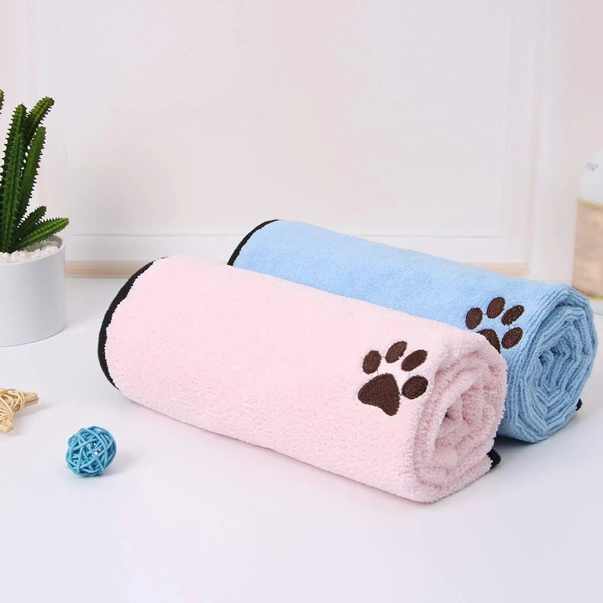 Ultra Absorbent Microfiber Pet Drying Towel, 2-Pack, Fast Drying for Dogs & Cats