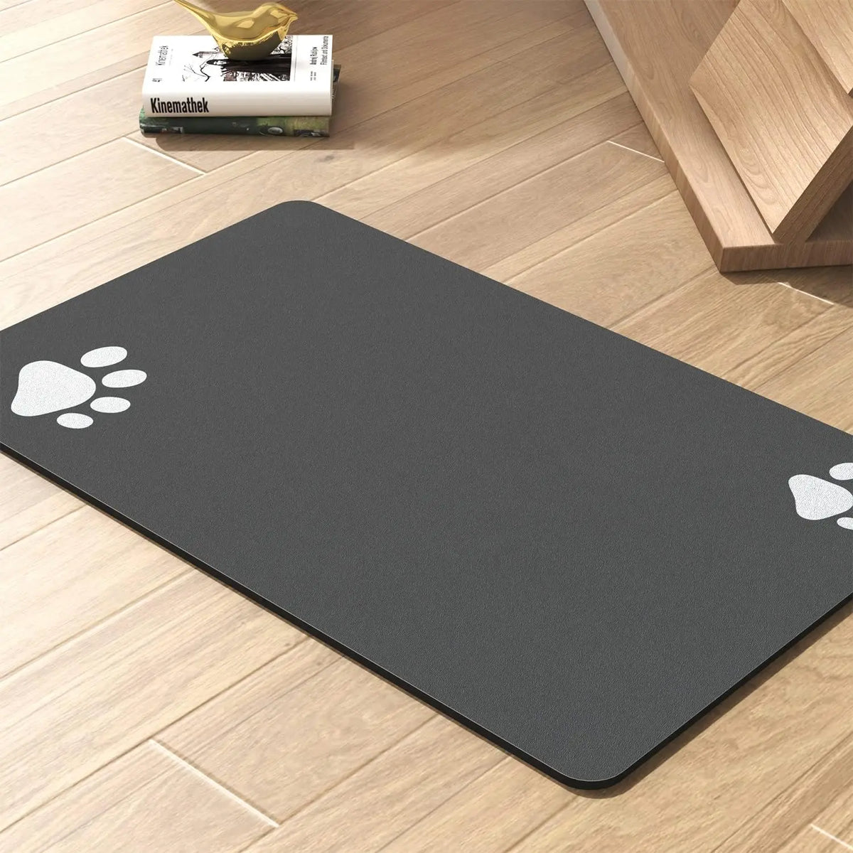 Super Absorbent Pet Feeding Mat with Waterproof Non Slip Rubber Backing for Dogs and Cats