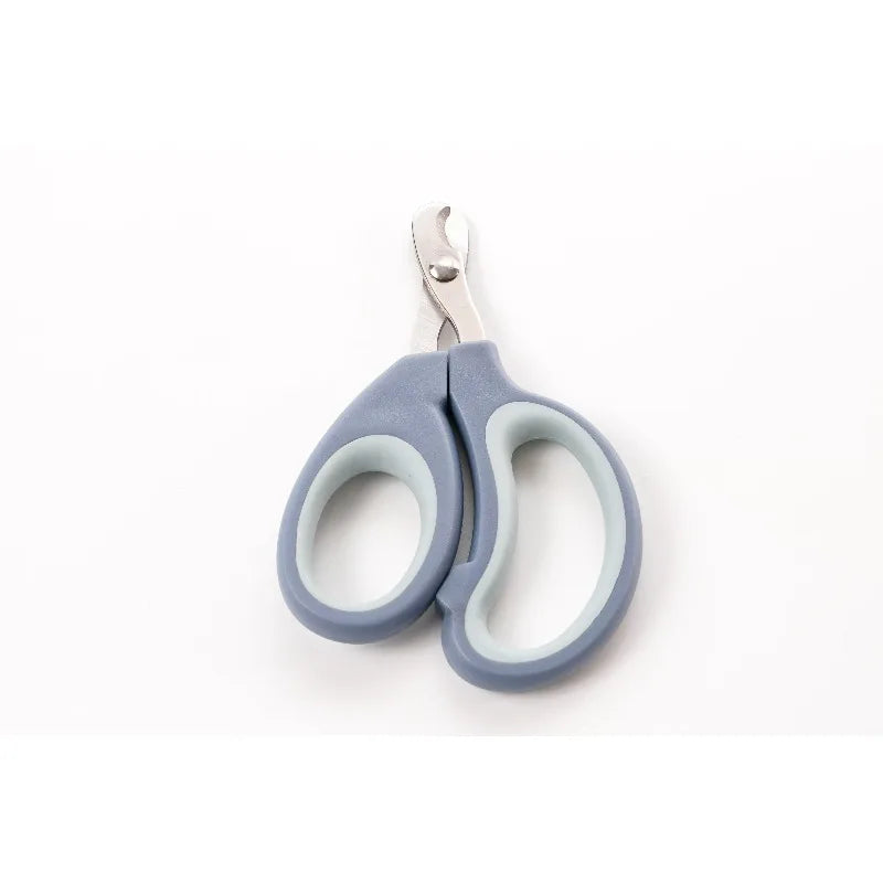Cat Nail Clipper，Stainless-steel cutting edges and built-in blade notches help keep the nail in place while cutting.